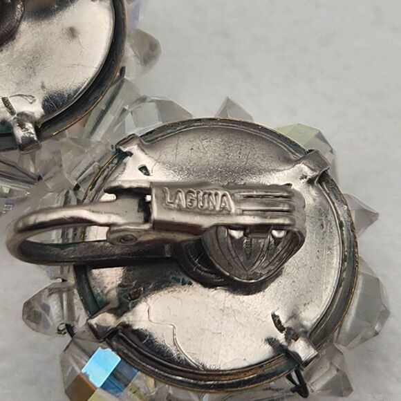 Vintage 1950's Laguna Aurora Borealis Faceted Crystal Beaded 1"Clip On Earrings - Picture 3 of 6